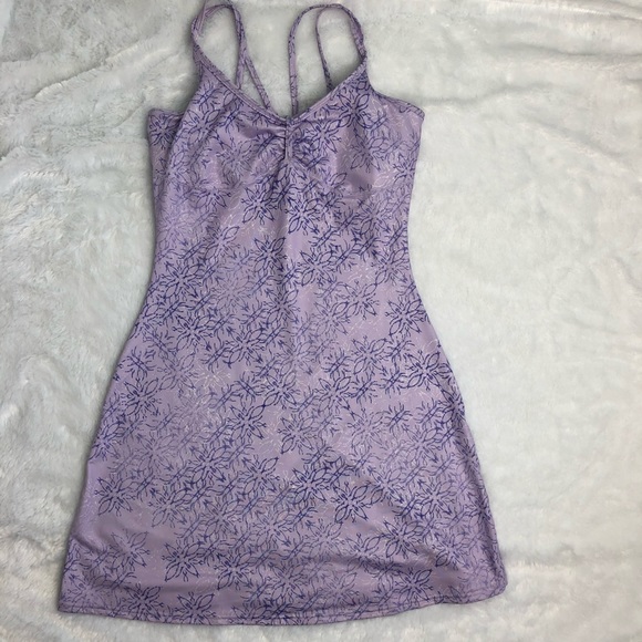 Mountain Hardware Stretch Dress tank purple NWOT - Picture 2 of 8